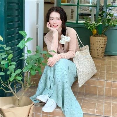 黄铜茶壶 海报